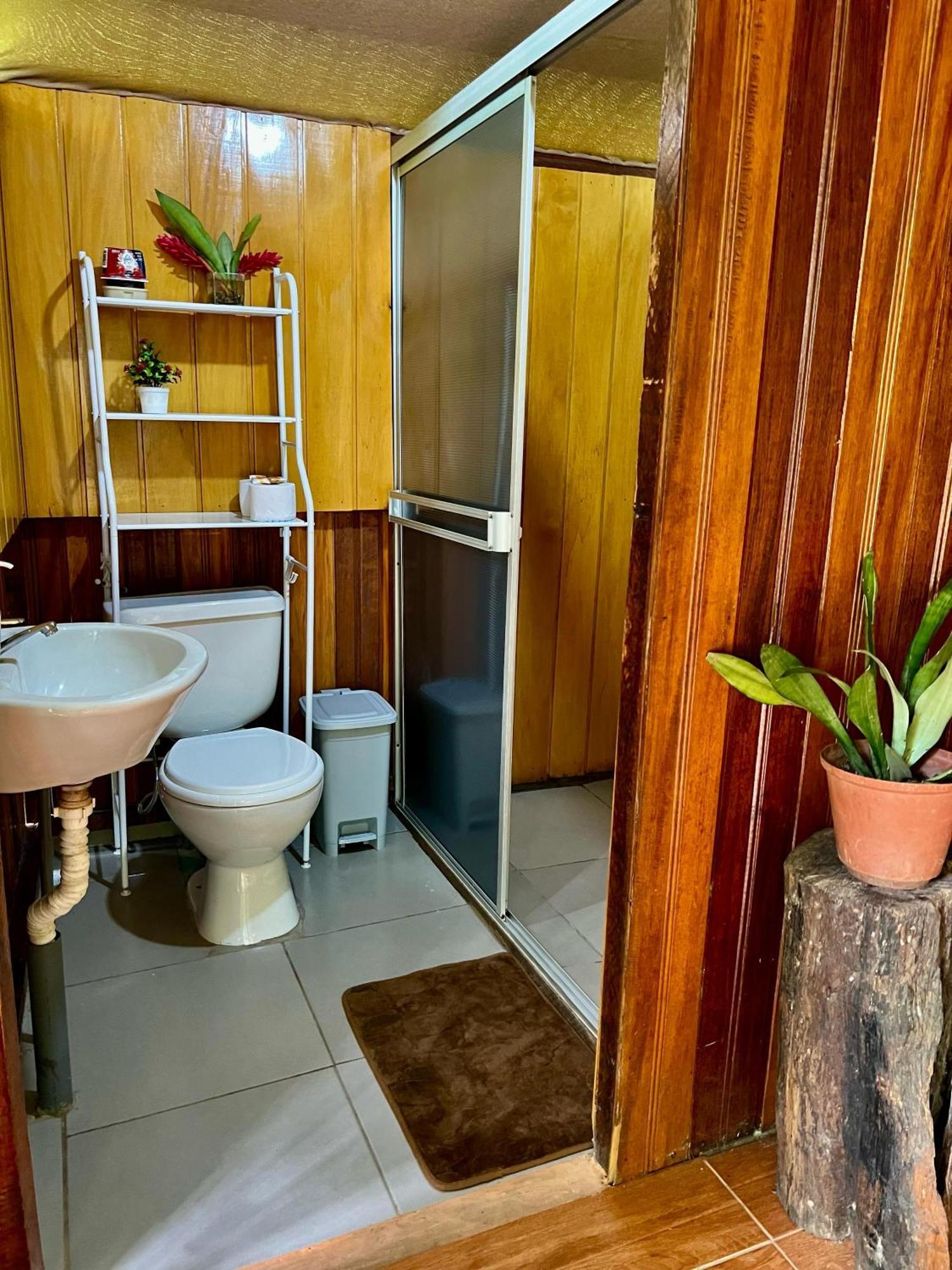 Tronco Tambopata Adventure Hotel Puerto Maldonado Exterior photo