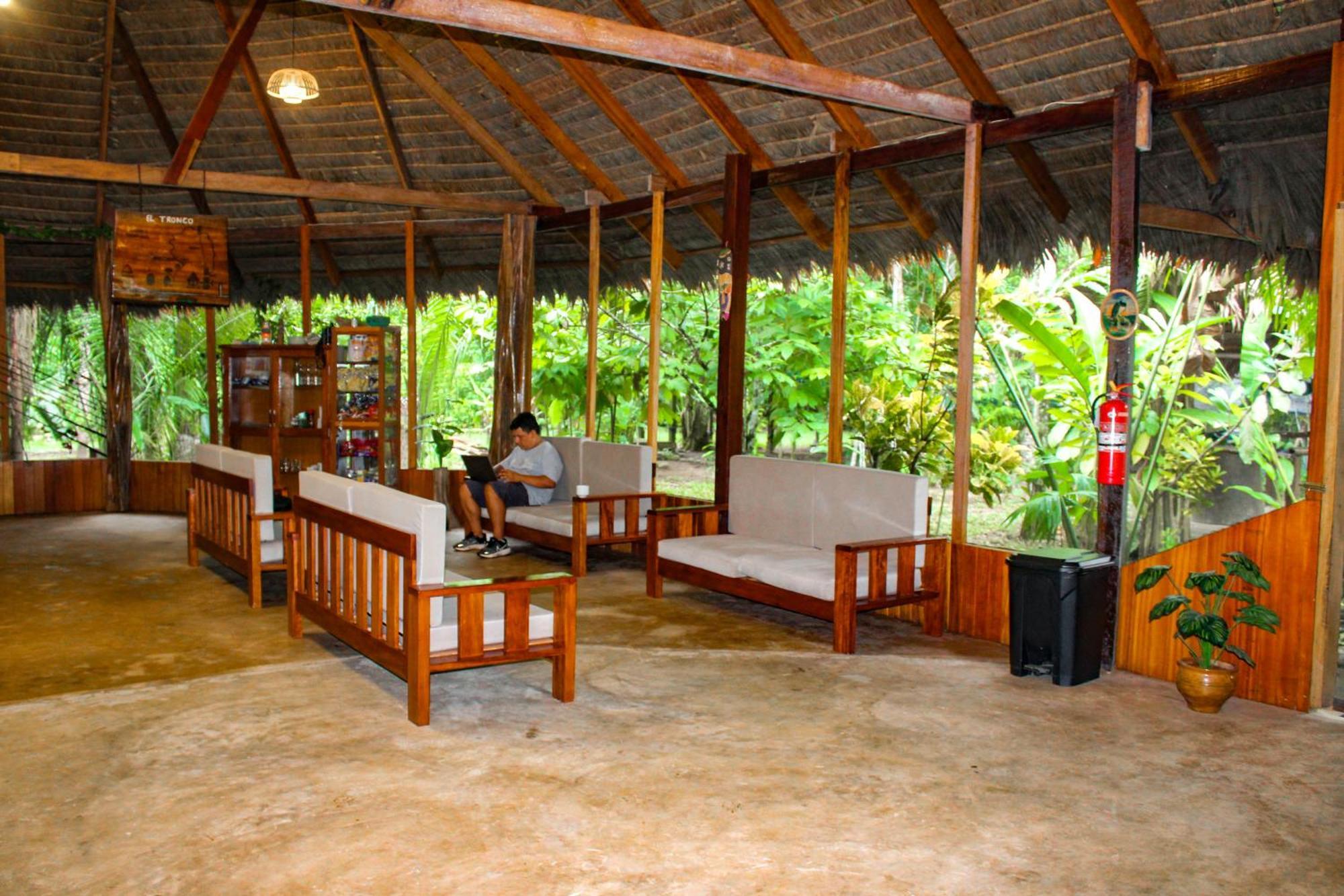 Tronco Tambopata Adventure Hotel Puerto Maldonado Exterior photo